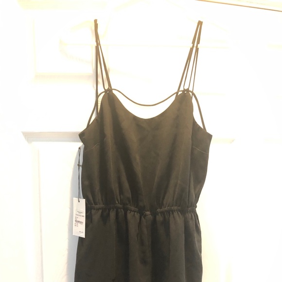 Ali & Jay Strappy Bodice Romper: Size Medium - Picture 3 of 11